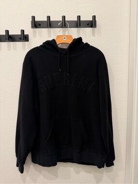 Supreme | Tops | Supreme Small Box Logo Zip Up Hoodie | Poshmark